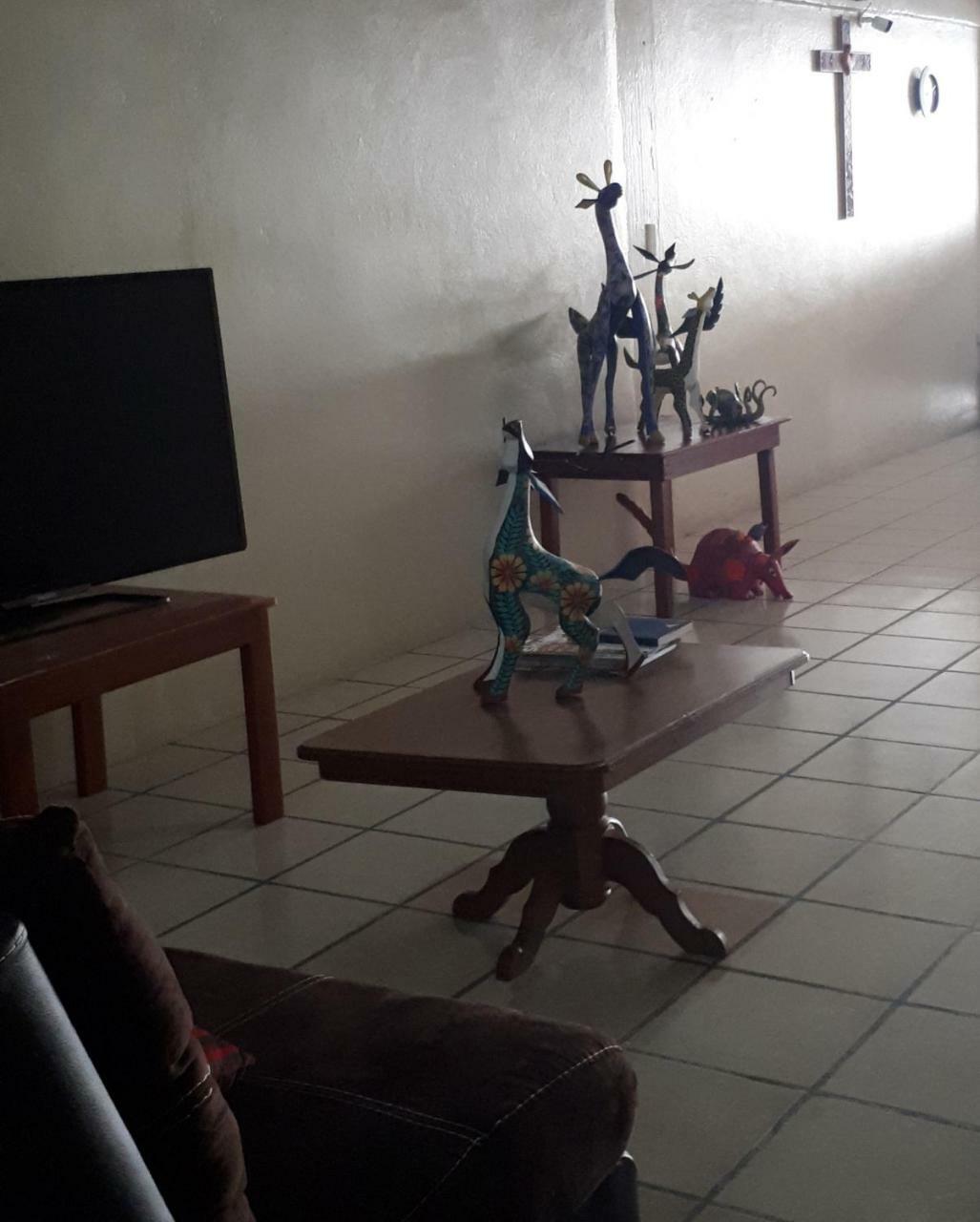 Hotel Alebrijes San Pedro Pochutla Bagian luar foto